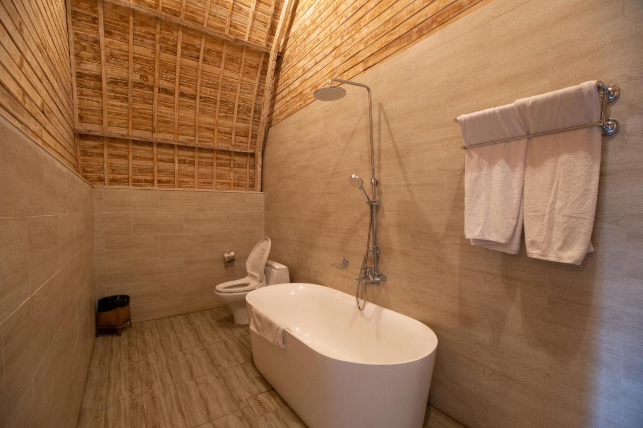 Wana Shanti Villa Bringkit Buitenkant foto