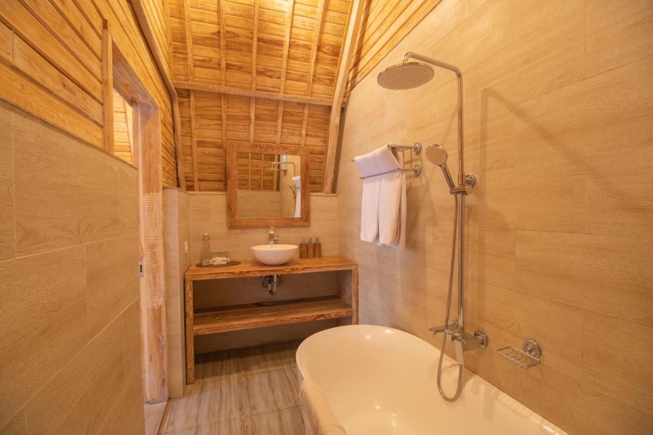 Wana Shanti Villa Bringkit Buitenkant foto